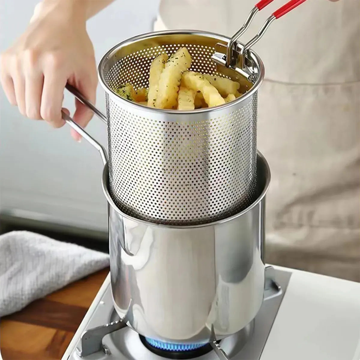 Mini Freidora de Acero Inoxidable 304 con Colador 1.2L - Cocina Saludable y Práctica