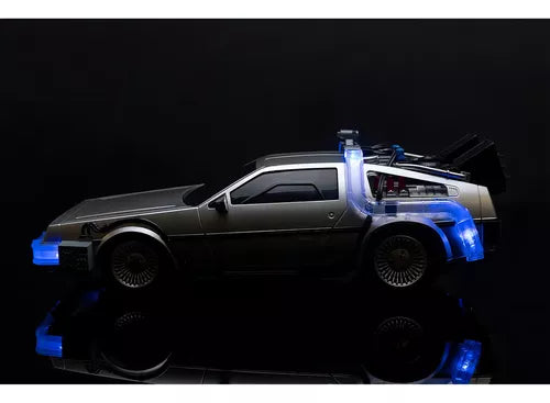 DeLorean DMC RC Volver al Futuro 1:16 con Luz y Control Remoto